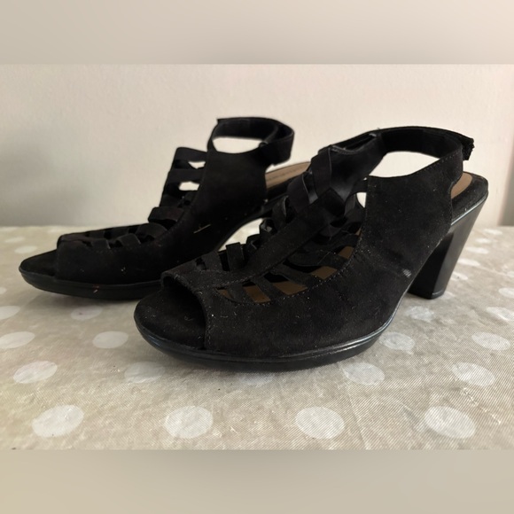 croft & barrow Shoes - Croft & Barrow Black Strappy Heels